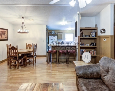 2620 Bryant Street - Photo Thumbnail 3
