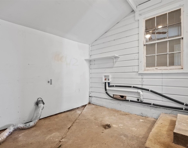 838 Dalworth Street - Photo Thumbnail 11