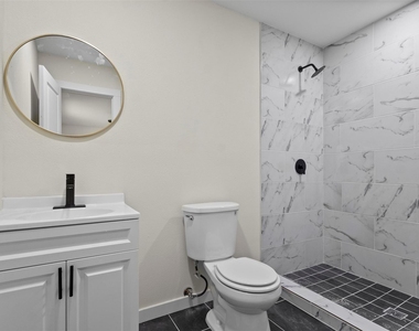 838 Dalworth Street - Photo Thumbnail 7