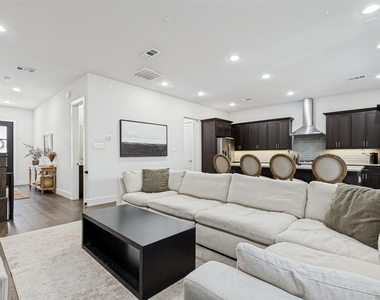 4146 Maison Ridge - Photo Thumbnail 4