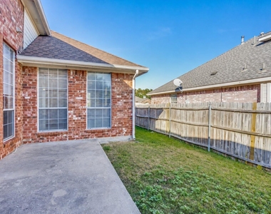 2305 Pittner Lane - Photo Thumbnail 27