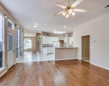 2305 Pittner Lane - Photo Thumbnail 15