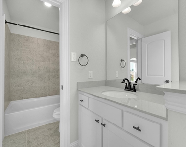 804 Meadow Holly Drive - Photo Thumbnail 30