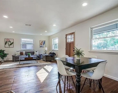 1220 Danville Drive - Photo Thumbnail 4