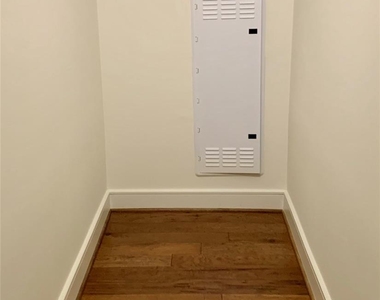 2525 State Street - Photo Thumbnail 14