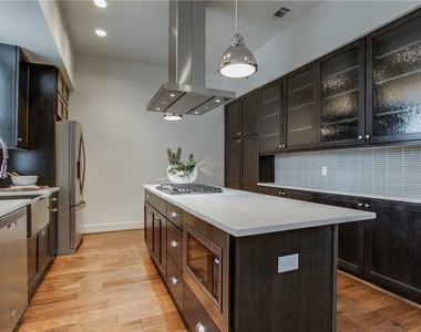 2525 State Street - Photo Thumbnail 11