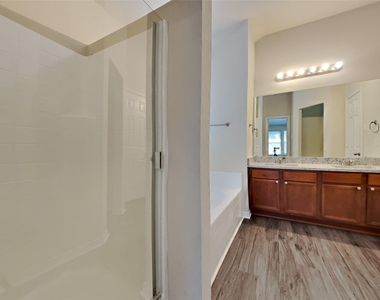 4408 Fox Meadows Lane - Photo Thumbnail 9