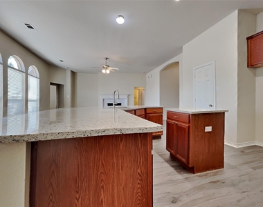 4408 Fox Meadows Lane - Photo Thumbnail 5