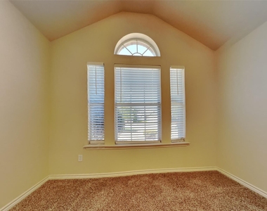 4408 Fox Meadows Lane - Photo Thumbnail 15