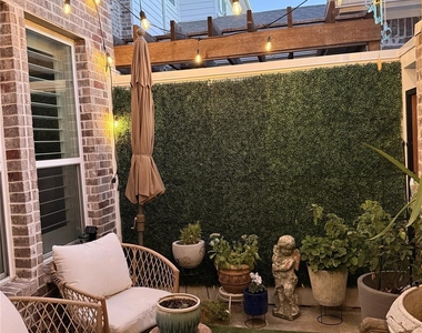 8357 Canal Street - Photo Thumbnail 2
