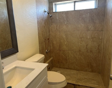 2302 Phoenix Drive - Photo Thumbnail 4