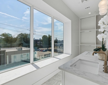 4303 Cedar Springs Road - Photo Thumbnail 14