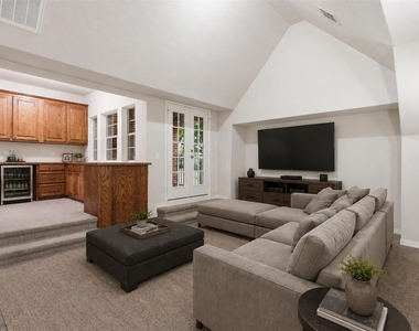 2841 Meadow Ridge Drive - Photo Thumbnail 27