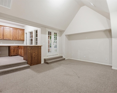 2841 Meadow Ridge Drive - Photo Thumbnail 26