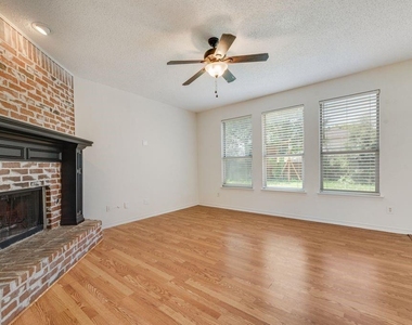 1414 Berkley Road - Photo Thumbnail 5