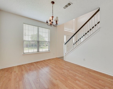 1414 Berkley Road - Photo Thumbnail 3