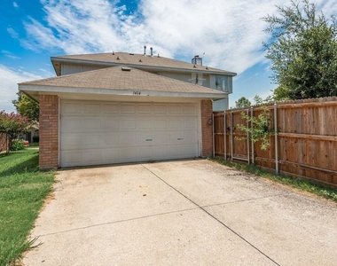 1414 Berkley Road - Photo Thumbnail 18
