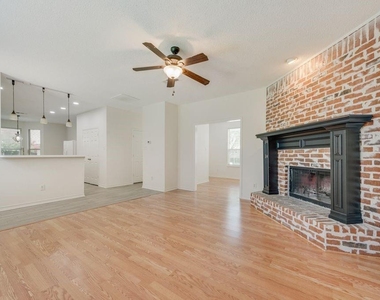 1414 Berkley Road - Photo Thumbnail 6