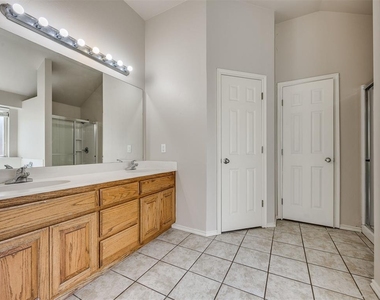 312 Lone Oak Drive - Photo Thumbnail 36
