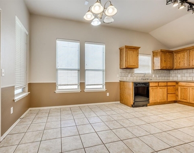 312 Lone Oak Drive - Photo Thumbnail 22