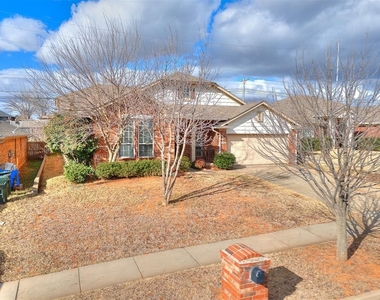 312 Lone Oak Drive - Photo Thumbnail 44