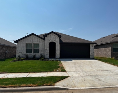 2945 Manu Street - Photo Thumbnail 1