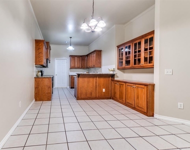 15524 Swallowtail Road - Photo Thumbnail 7