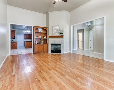 15524 Swallowtail Road - Photo Thumbnail 6