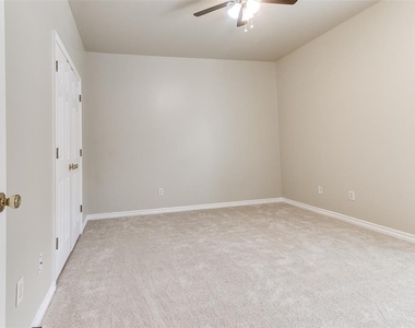 15524 Swallowtail Road - Photo Thumbnail 23