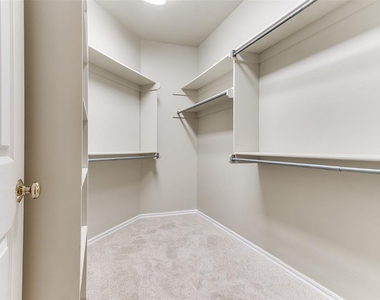 15524 Swallowtail Road - Photo Thumbnail 13