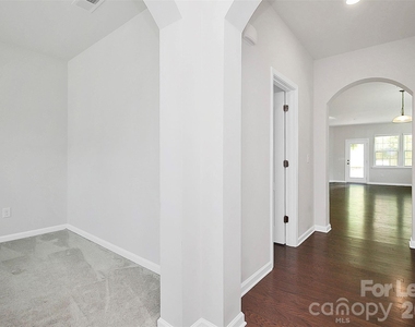 14527 Murfield Court - Photo Thumbnail 3