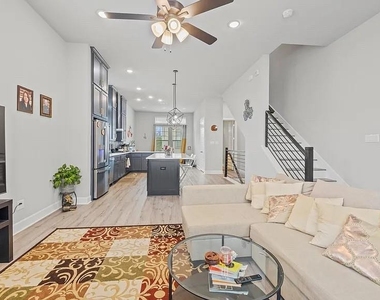 5304 Laurel Branch Drive - Photo Thumbnail 6