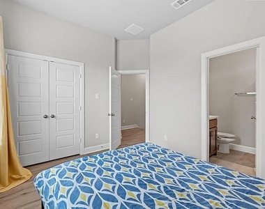 5304 Laurel Branch Drive - Photo Thumbnail 13