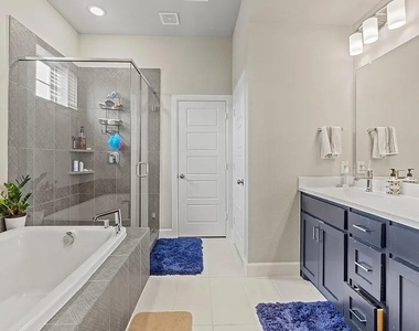 5304 Laurel Branch Drive - Photo Thumbnail 16