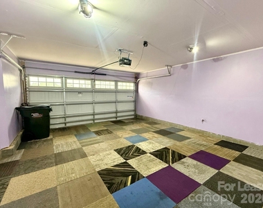 928 Portrush Lane - Photo Thumbnail 19