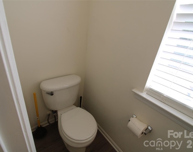 11118 Cypress View Drive - Photo Thumbnail 13