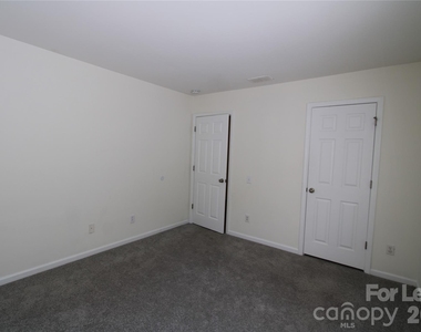 11118 Cypress View Drive - Photo Thumbnail 18