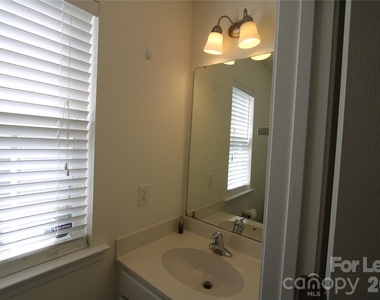 11118 Cypress View Drive - Photo Thumbnail 12