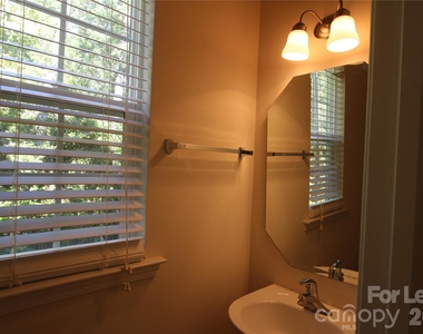 11103 Cypress View Drive - Photo Thumbnail 15