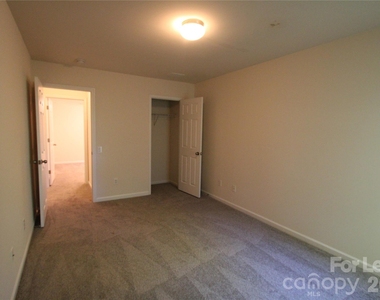 11103 Cypress View Drive - Photo Thumbnail 31