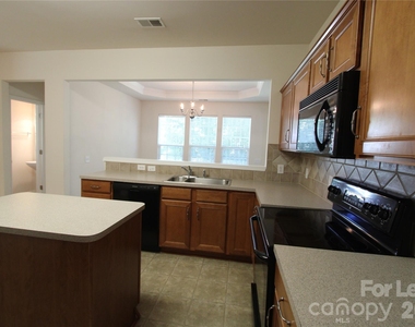 11103 Cypress View Drive - Photo Thumbnail 17