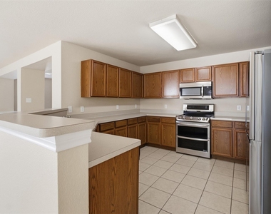 1159 Tomahawk Drive - Photo Thumbnail 6