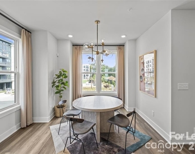 547 W Tremont Avenue - Photo Thumbnail 12