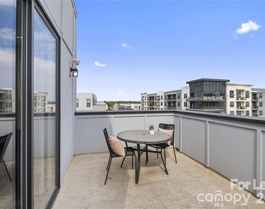 547 W Tremont Avenue - Photo Thumbnail 29
