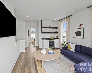 547 W Tremont Avenue - Photo Thumbnail 24