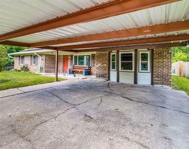 809 Beech Street - Photo Thumbnail 35