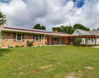 809 Beech Street - Photo Thumbnail 34