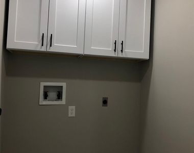 204 Moritz Road - Photo Thumbnail 12