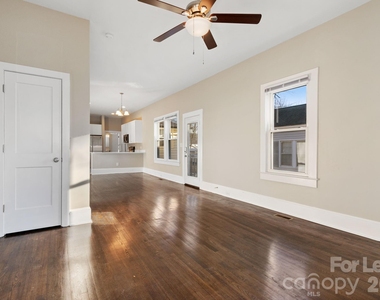 612 Poplar Avenue - Photo Thumbnail 4