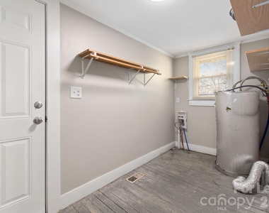 612 Poplar Avenue - Photo Thumbnail 17